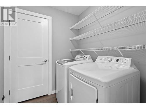 Suite Laundry - 2251 14 Avenue Se, Salmon Arm, BC - Indoor Photo Showing Laundry Room