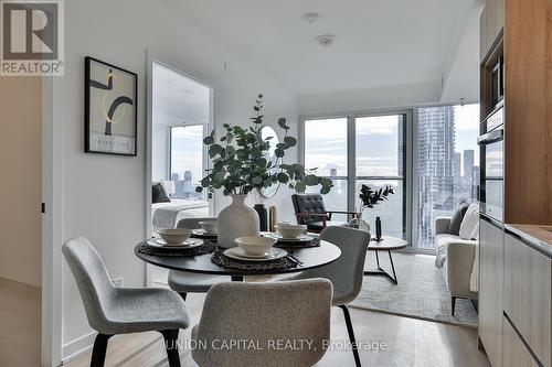 2916 - 319 Jarvis Street, Toronto, ON - Indoor Photo Showing Dining Room