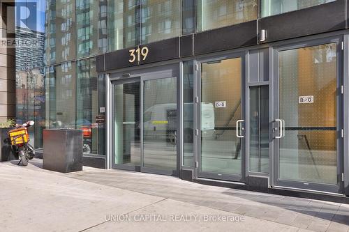 2916 - 319 Jarvis Street, Toronto, ON - Outdoor