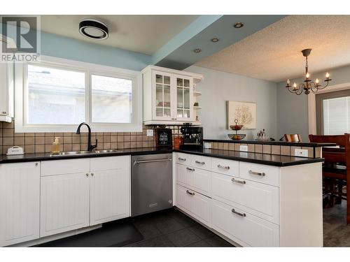 4368 Fisk Avenue, Prince George, BC - Indoor Photo Showing Kitchen With Double Sink