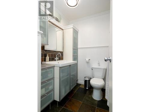 4368 Fisk Avenue, Prince George, BC - Indoor Photo Showing Bathroom