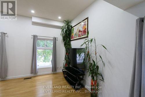 25 - 1121 Sandhurst Circle, Toronto, ON - Indoor Photo Showing Other Room