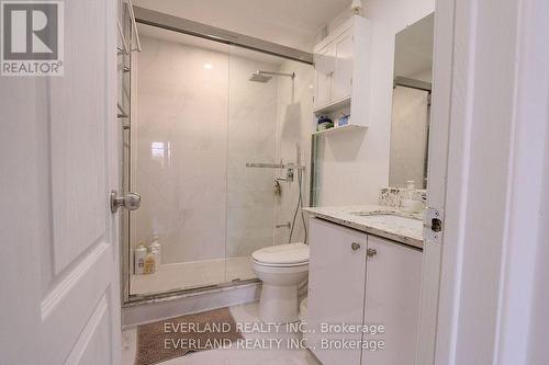 25 - 1121 Sandhurst Circle, Toronto, ON - Indoor Photo Showing Bathroom