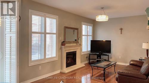 15 Braehead Drive, Richmond Hill, ON - Indoor Photo Showing Living Room With Fireplace