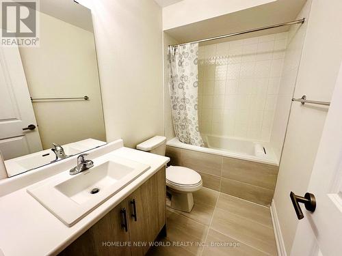 95 Kenneth Rogers Crescent, East Gwillimbury, ON - Indoor Photo Showing Bathroom