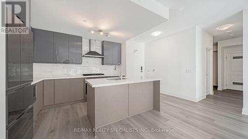 421A - 11782 Ninth Line, Whitchurch-Stouffville, ON - Indoor Photo Showing Kitchen With Upgraded Kitchen