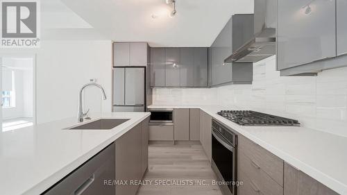 421A - 11782 Ninth Line, Whitchurch-Stouffville, ON - Indoor Photo Showing Kitchen With Upgraded Kitchen