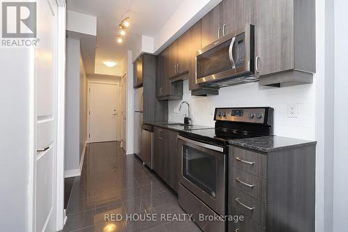 1513 - 9201 Yonge Street, Richmond Hill, ON - Indoor Photo Showing Kitchen With Stainless Steel Kitchen