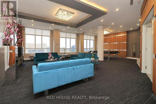 1513 - 9201 Yonge Street, Richmond Hill, ON - Indoor