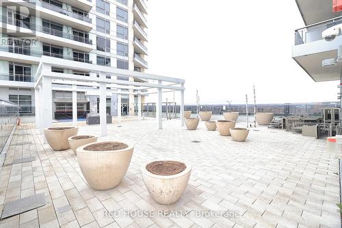 1513 - 9201 Yonge Street, Richmond Hill, ON - Outdoor With Balcony