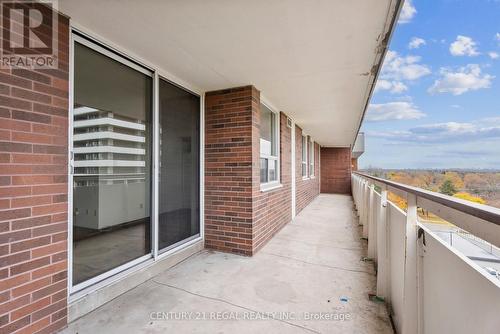 703 - 1 Royal Orchard Boulevard, Markham, ON - Outdoor With Exterior