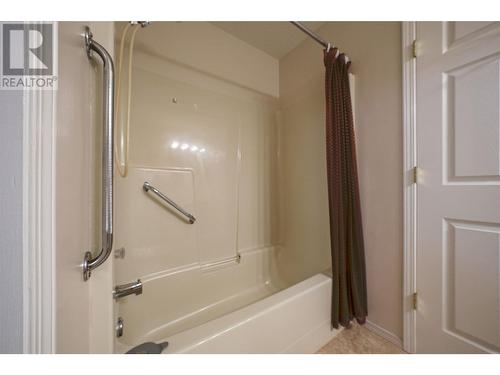 3900 27 Avenue Unit# 93, Vernon, BC - Indoor Photo Showing Bathroom