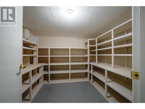 3900 27 Avenue Unit# 93, Vernon, BC - Indoor With Storage