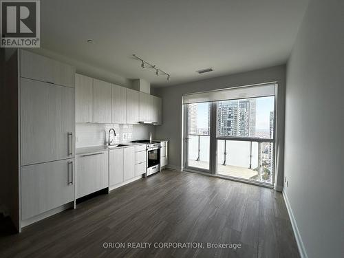 2509 - 4130 Parkside Village Drive, Mississauga, ON - Indoor Photo Showing Kitchen