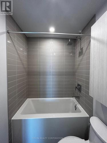 2509 - 4130 Parkside Village Drive, Mississauga, ON - Indoor Photo Showing Bathroom