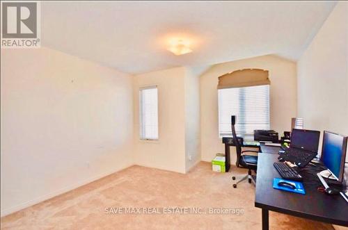 4628 Sandford Farm Drive, Mississauga, ON - Indoor Photo Showing Other Room