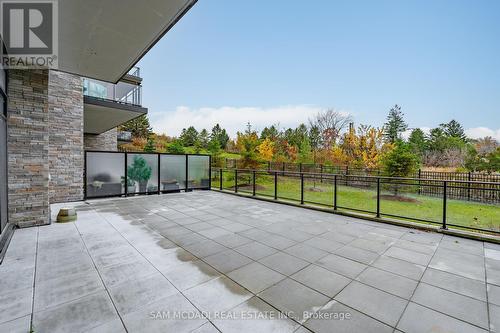 Gr20 - 1575 Lakeshore Road W, Mississauga, ON - Outdoor With Exterior