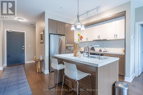 Gr20 - 1575 Lakeshore Road W, Mississauga, ON - Indoor Photo Showing Kitchen With Stainless Steel Kitchen With Upgraded Kitchen