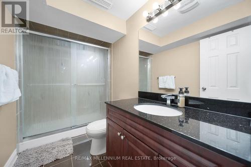 22 Blackwell Place, Brampton, ON - Indoor Photo Showing Bathroom