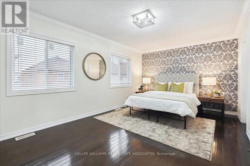 1087 Tupper Drive, Milton, ON - Indoor Photo Showing Bedroom