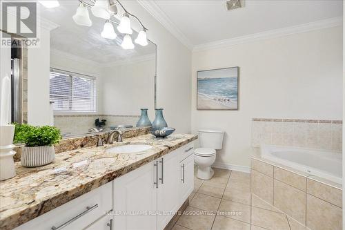 1087 Tupper Drive, Milton, ON - Indoor Photo Showing Bathroom