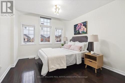 1087 Tupper Drive, Milton, ON - Indoor Photo Showing Bedroom