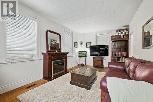 11907 County Rd 24 Road, Alnwick/Haldimand, ON - Indoor Photo Showing Living Room With Fireplace