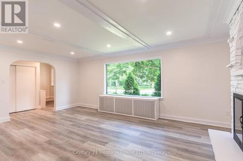 1008 Haist Street, Pelham (662 - Fonthill), ON - Indoor Photo Showing Other Room