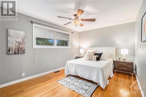 1 Roche Place, Ottawa, ON - Indoor Photo Showing Bedroom