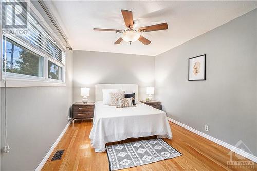 1 Roche Place, Ottawa, ON - Indoor Photo Showing Bedroom