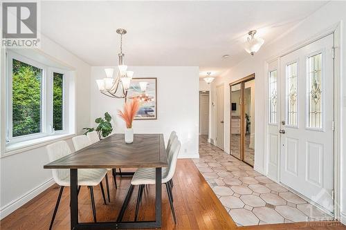 1 Roche Place, Ottawa, ON - Indoor Photo Showing Dining Room