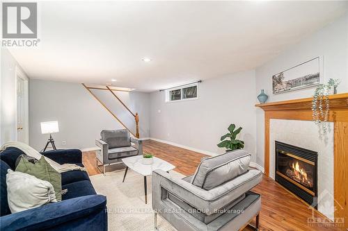 1 Roche Place, Ottawa, ON - Indoor Photo Showing Living Room With Fireplace