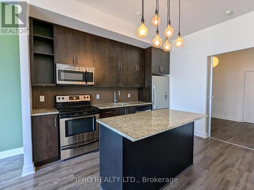 823 - 112 George Street, Toronto, ON - Indoor Photo Showing Kitchen