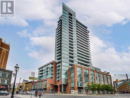 823 - 112 George Street, Toronto, ON - Outdoor With Facade