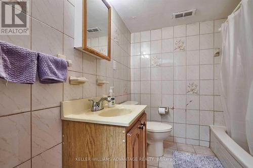 Lower - 3568 Dufferin Street, Toronto, ON - Indoor Photo Showing Bathroom