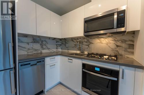 1505 - 195 Mccaul Street, Toronto, ON - Indoor Photo Showing Kitchen