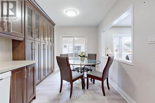 399 Flanagan Court, Newmarket, ON - Indoor Photo Showing Dining Room