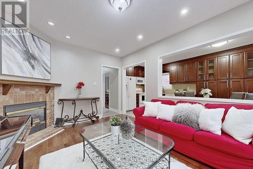 399 Flanagan Court, Newmarket, ON - Indoor Photo Showing Living Room With Fireplace