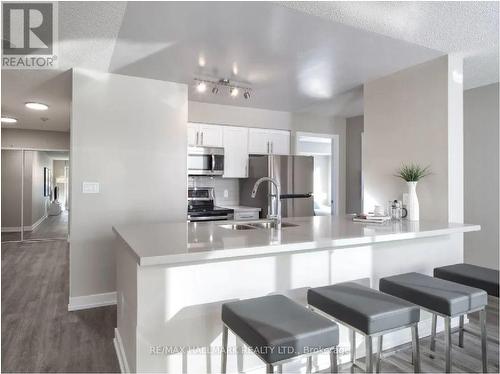 2801 - 167 Church Street, Toronto, ON - Indoor Photo Showing Kitchen With Upgraded Kitchen