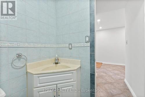 1654 Mcbrady Crescent, Pickering, ON - Indoor Photo Showing Bathroom