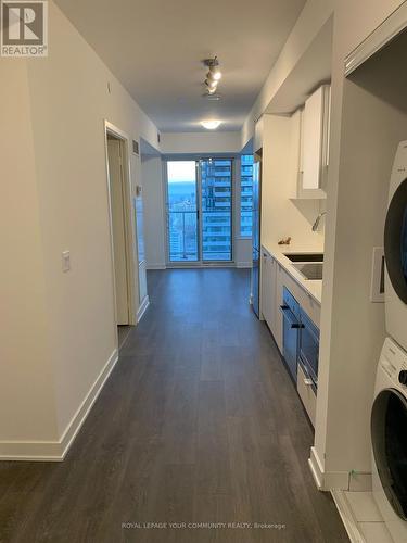 3507 - 195 Redpath Avenue S, Toronto, ON - Indoor Photo Showing Laundry Room