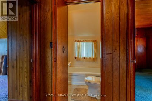 3766 Crystal Beach Drive, Fort Erie, ON - Indoor Photo Showing Bathroom