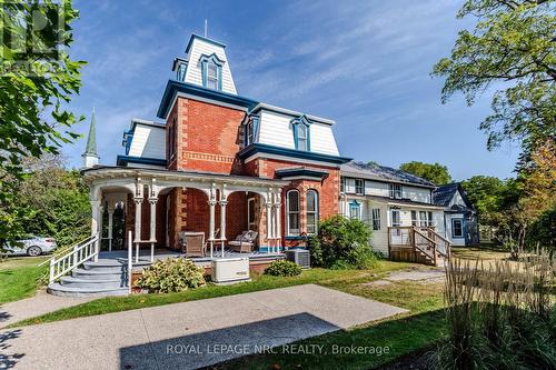 348 Ridge Road N, Fort Erie, ON - Outdoor With Deck Patio Veranda With Facade