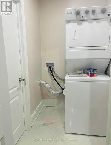 17 Interlacken Drive, Brampton, ON - Indoor Photo Showing Laundry Room