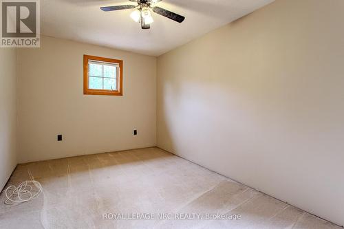 2978 Shawnee Trail, Fort Erie, ON - Indoor Photo Showing Other Room