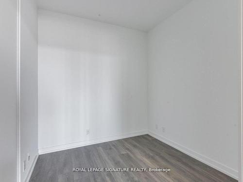 5505-898 Portage Pkwy, Vaughan, ON - Indoor Photo Showing Other Room