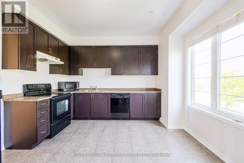 81 Chokecherry Crescent, Markham, ON - Indoor Photo Showing Kitchen