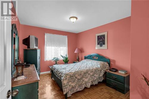 6070 5Th Line Road, Bainsville, ON - Indoor Photo Showing Bedroom