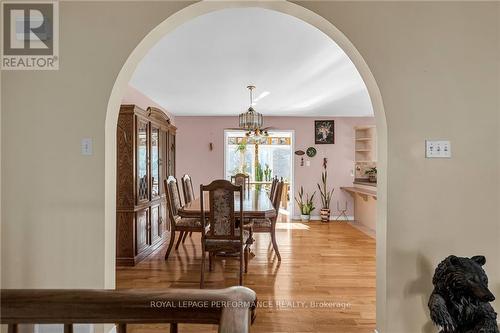 6070 5Th Line Road, South Glengarry (724 - South Glengarry (Lancaster) Twp), ON - Indoor Photo Showing Dining Room