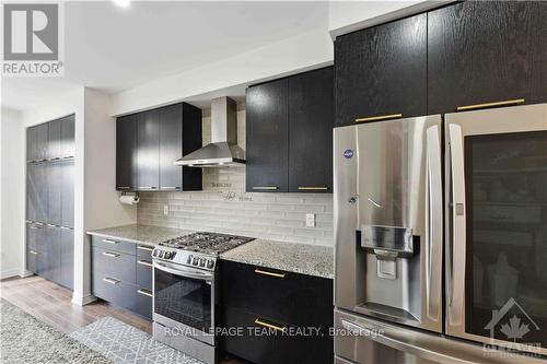 19 Tolchaco Court, Ottawa, ON - Indoor Photo Showing Kitchen With Stainless Steel Kitchen With Upgraded Kitchen